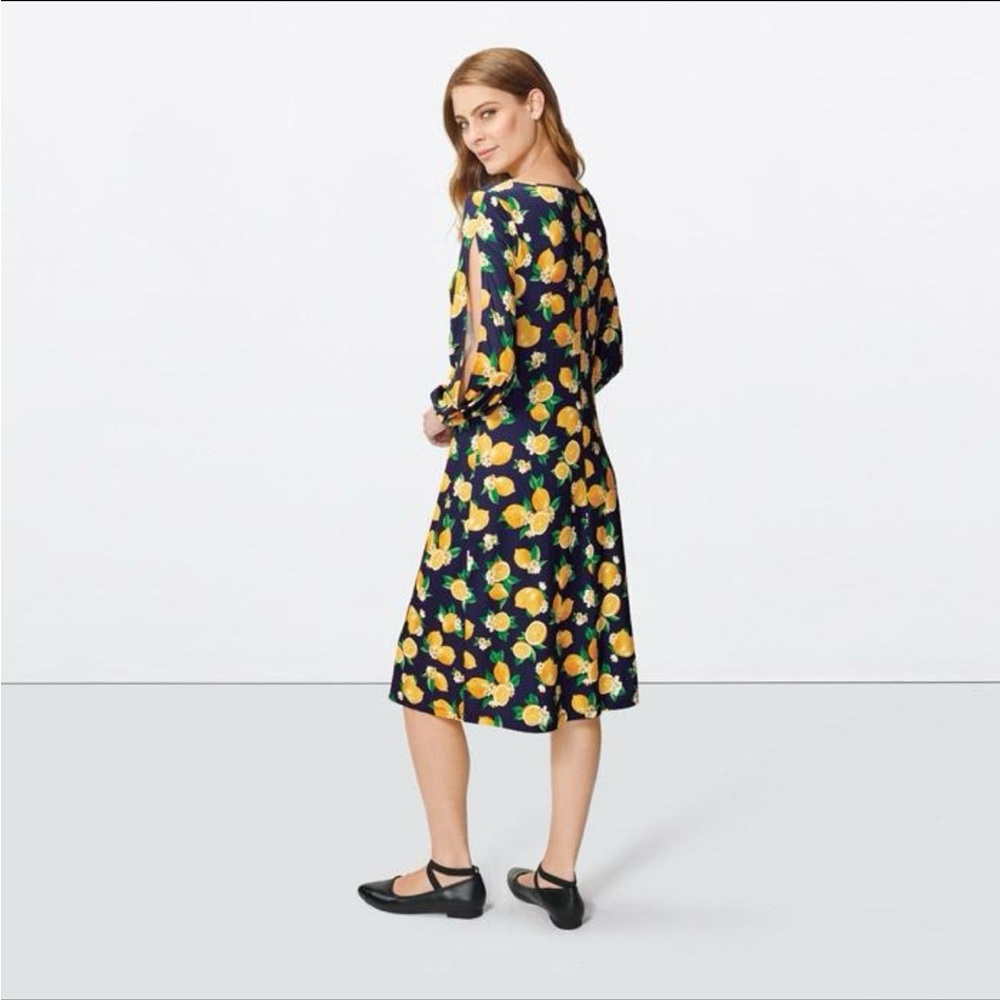 Avon Floral Lemon Print Dress. NWT. - Picture 3 of 3